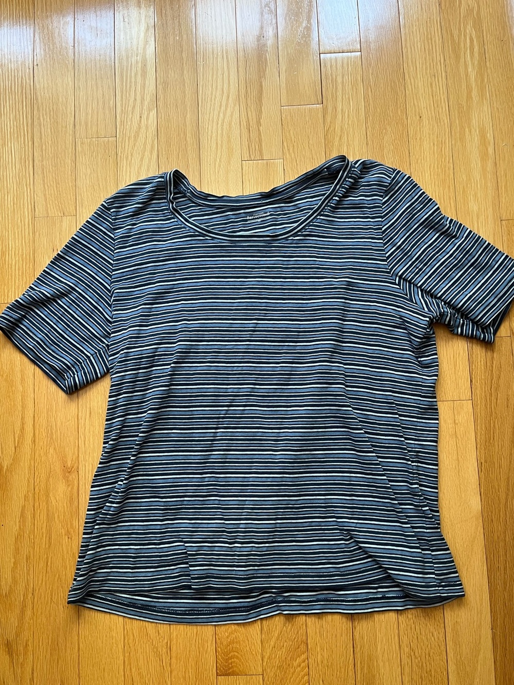 Striped Short-Sleeve Crew Neck Top - Navy/White